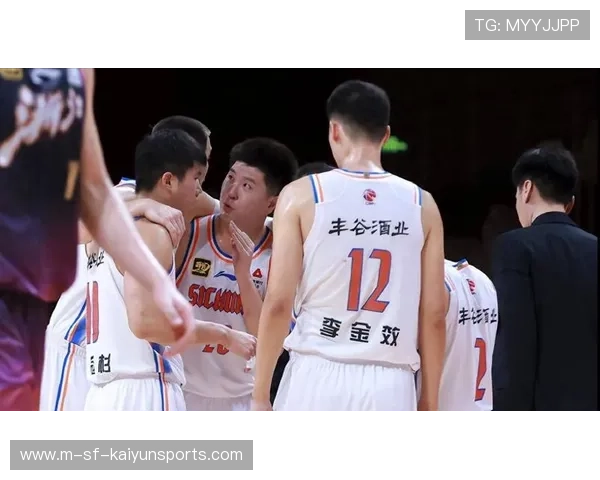 广东三大旧将现状！王薪凯曾繁日下家敲定，26岁防守大闸无人问津